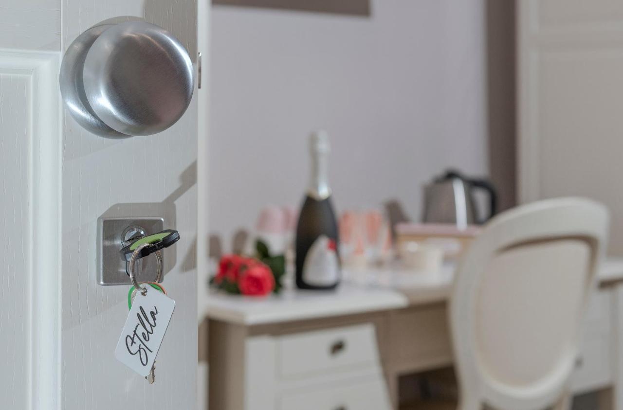 Il Poeta E La Stella Apartment La Spezia Bagian luar foto